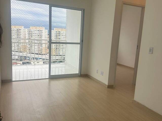#415 - Apartamento para Venda em Vila Velha - ES