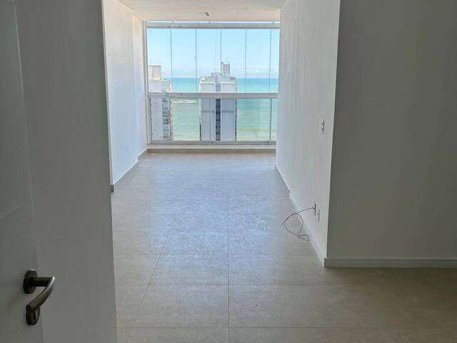 #421 - Apartamento para Venda em Vila Velha - ES - 2